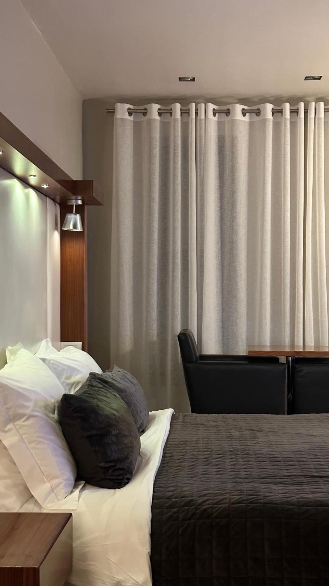 โฮเต็ล ออน เดอะ พรอมเมอนาด Hotel เคปทาวน์ ภายนอก รูปภาพ